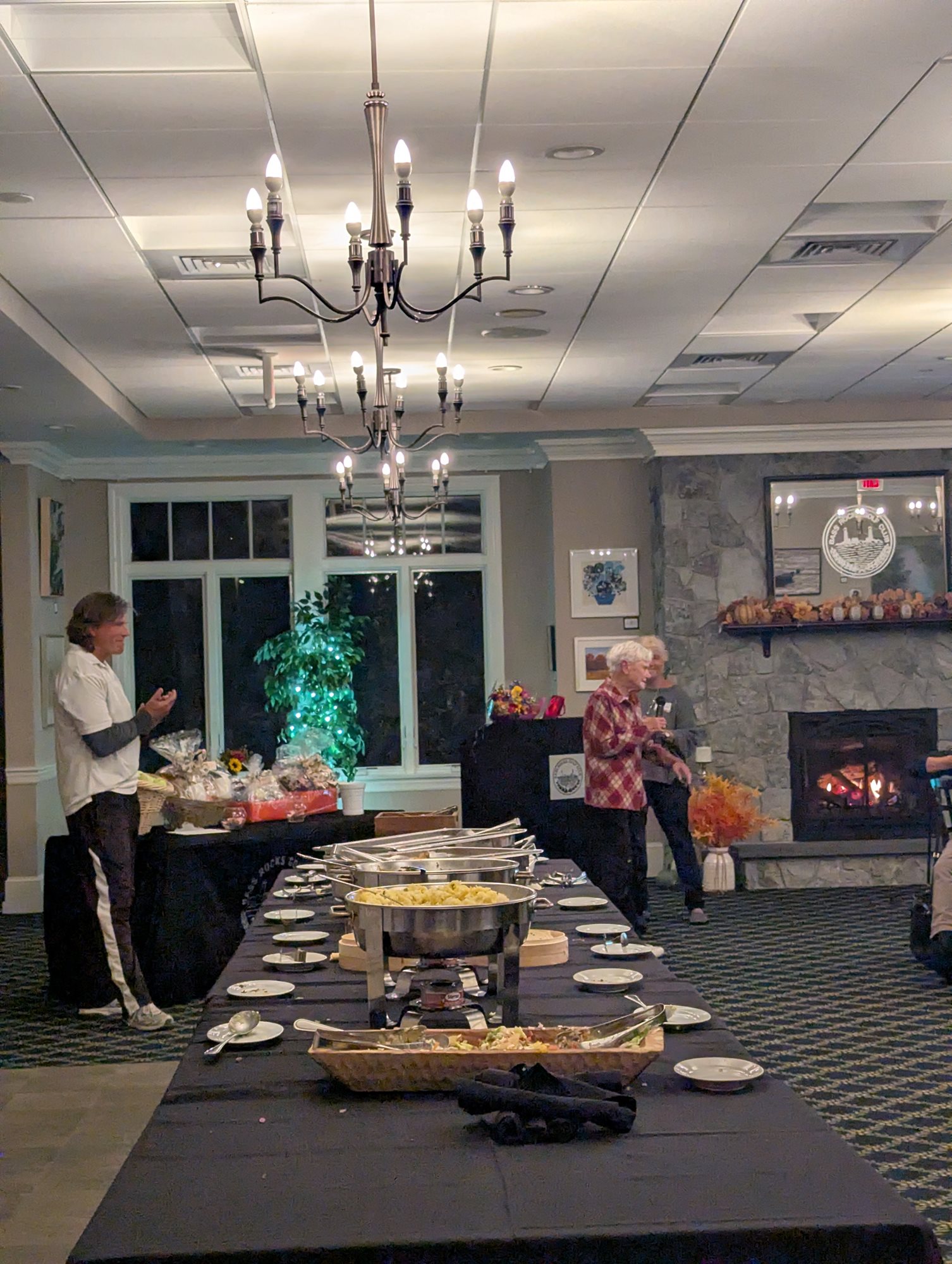 PXL_20251016_224133695